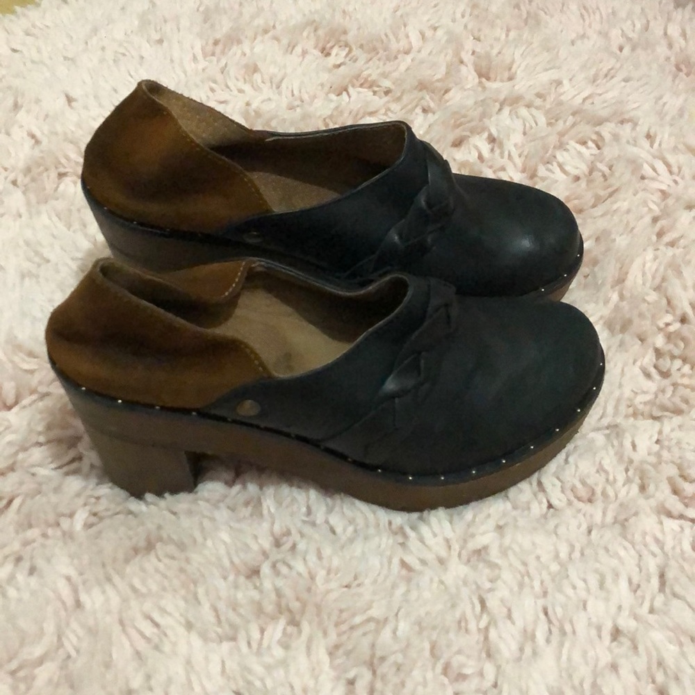 Free people clogs